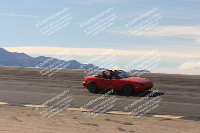 media/Jan-04-2026-SCCA SD (Sun) [[defc442887]]/4-Novice Group/Session 2 Bowl Speed Pans/